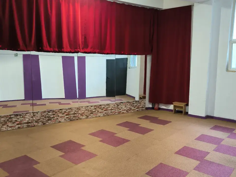 Inchiriez exclusiv, central, sala dans/tetru/sport | București, Sector 4, img 9